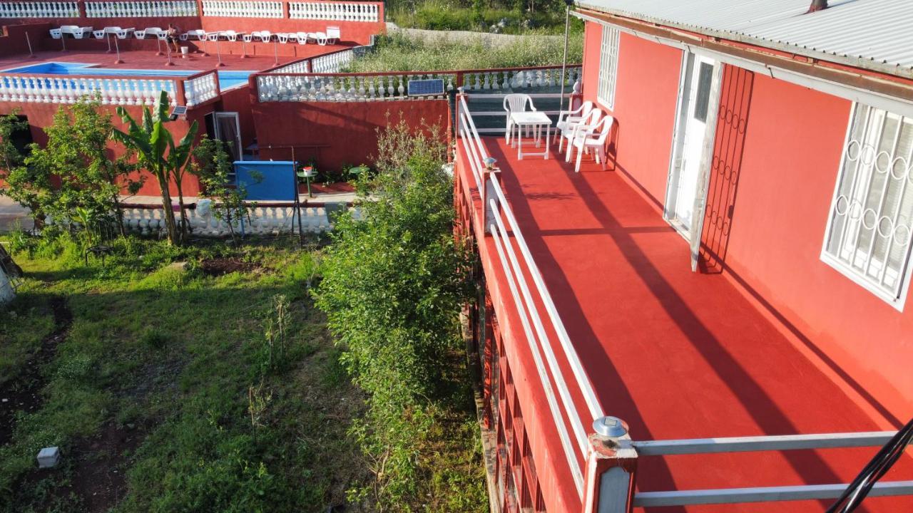 Red Apartman Trebinje Exterior foto