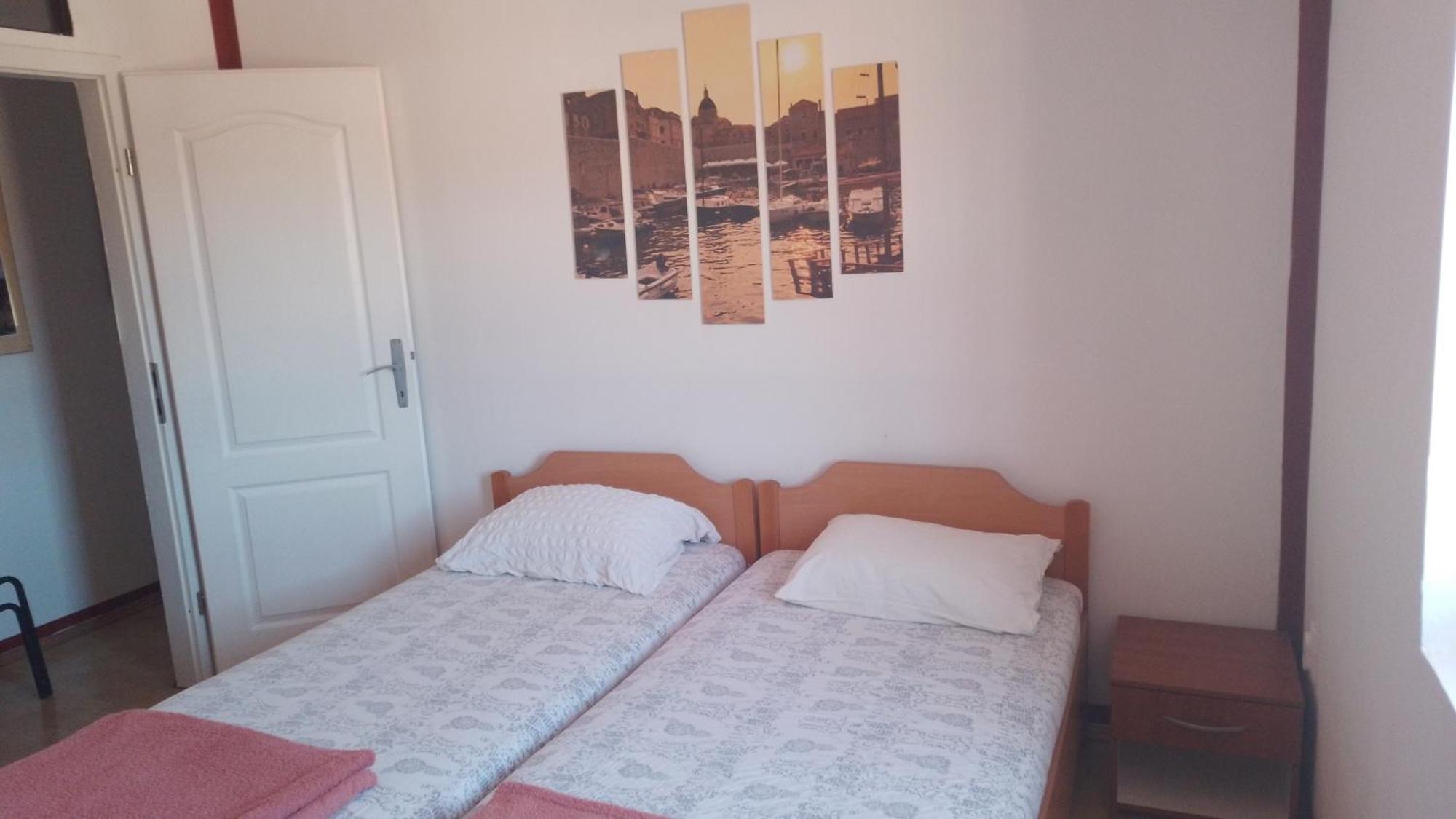 Red Apartman Trebinje Exterior foto