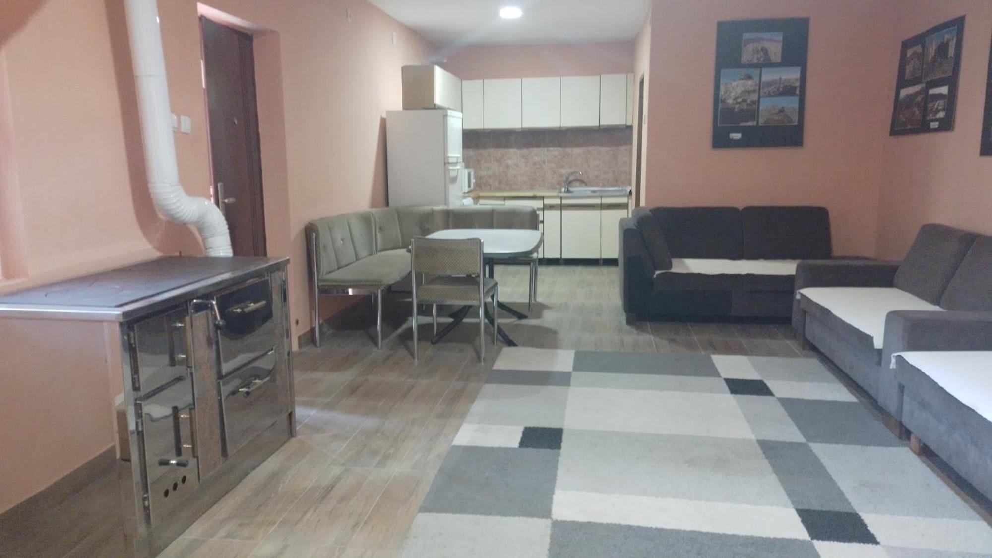 Red Apartman Trebinje Exterior foto