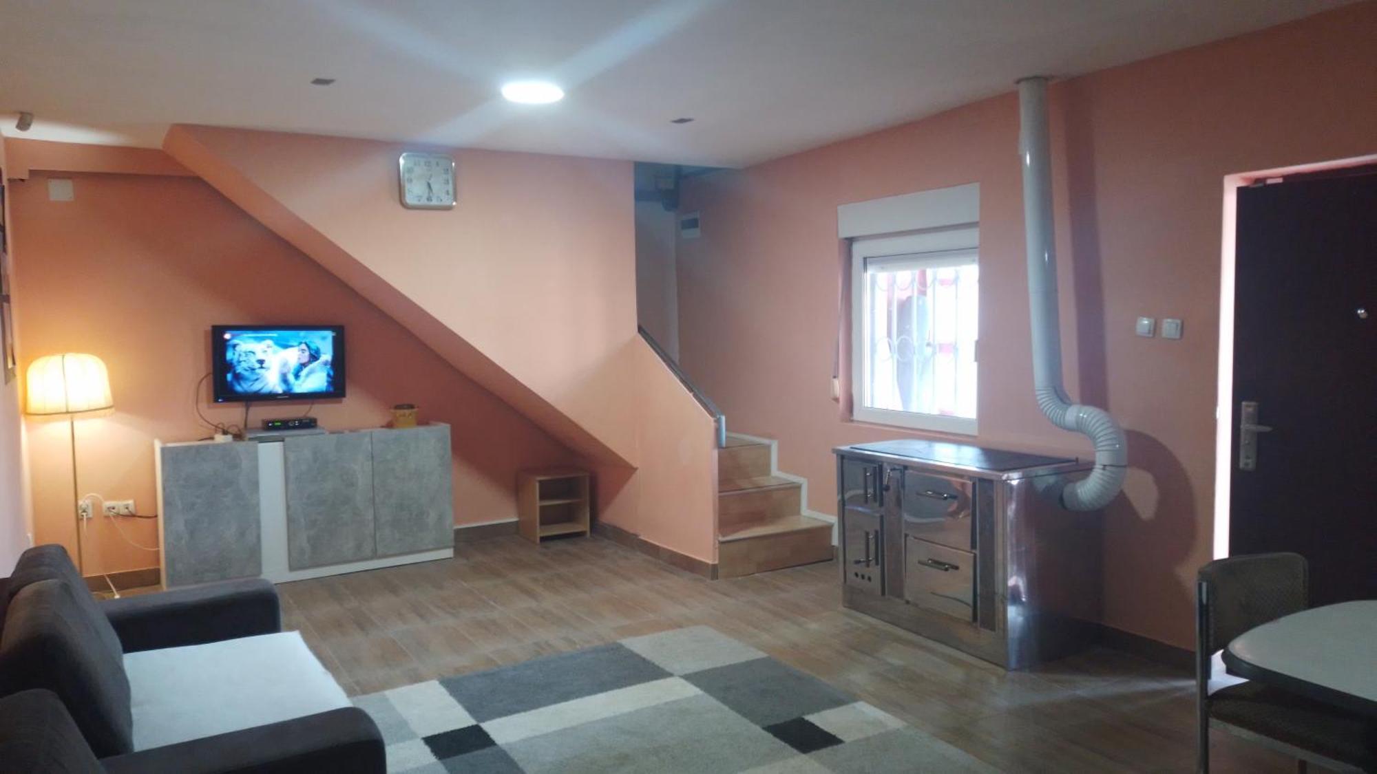 Red Apartman Trebinje Exterior foto